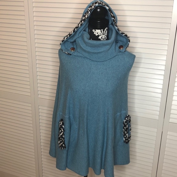 RARE Chanel Cashmere Hooded Turtleneck Cape Small - Picture 1 of 7